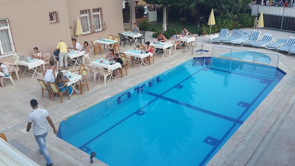 Zara Hotel Белдиби Екстериор снимка